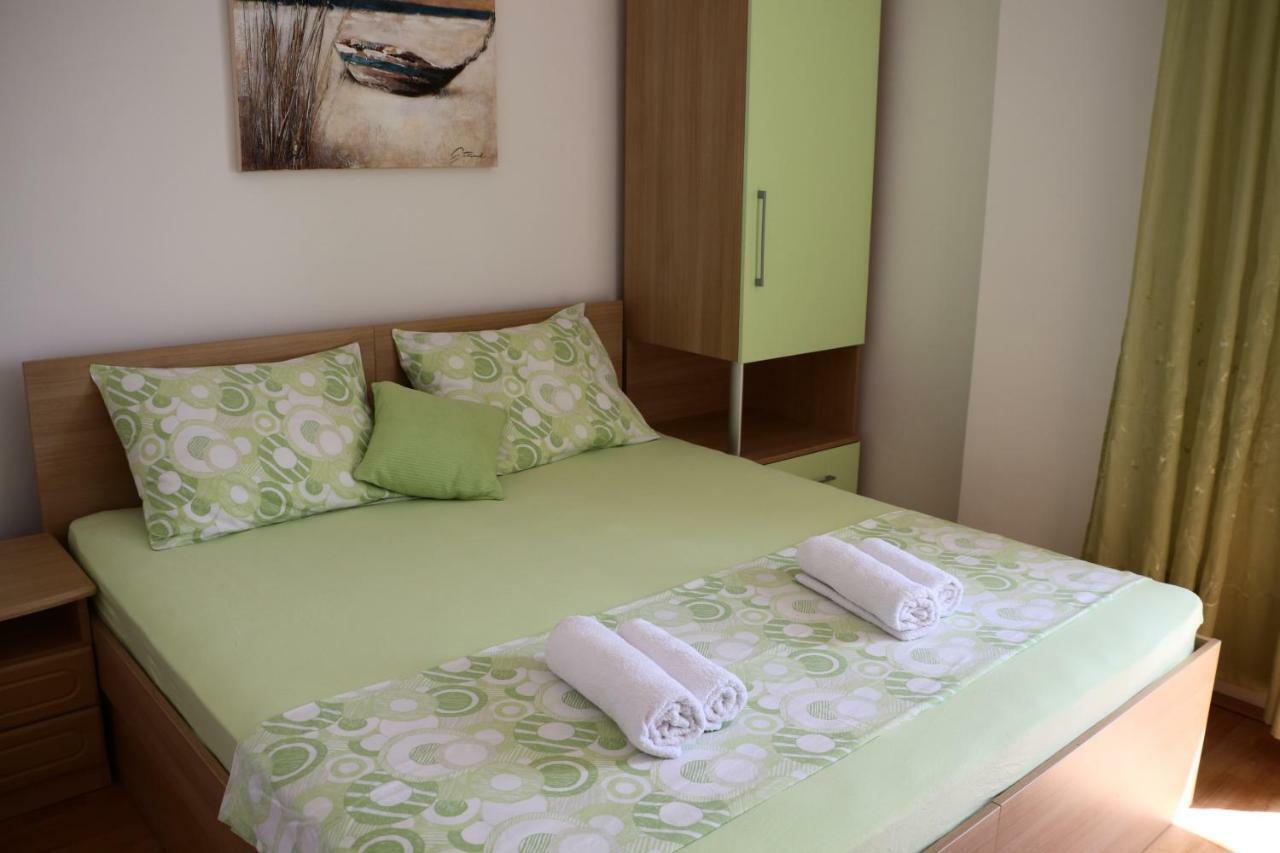 Apartment Mlacic Hvar Island Exterior photo