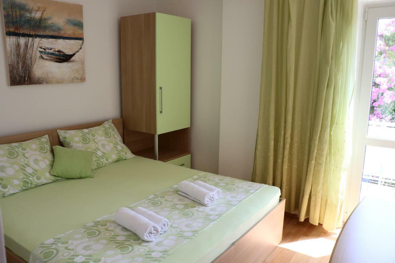 Apartment Mlacic Hvar Island Exterior photo